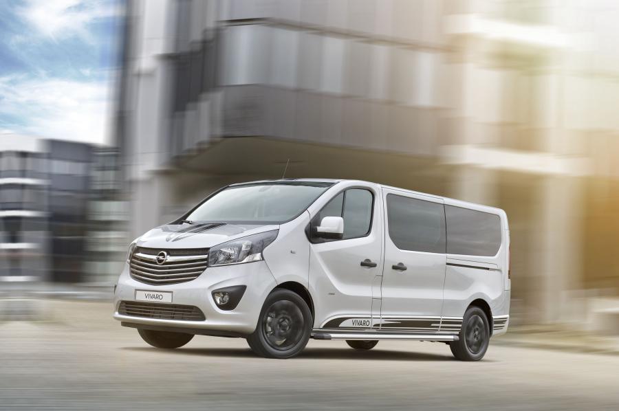  Opel Vivaro Sport Combi BiTurbo LWB 2016 года  (фото 2 из 10)